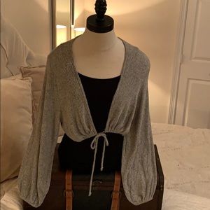 Urban Outfitters Long sleeve crop sweater